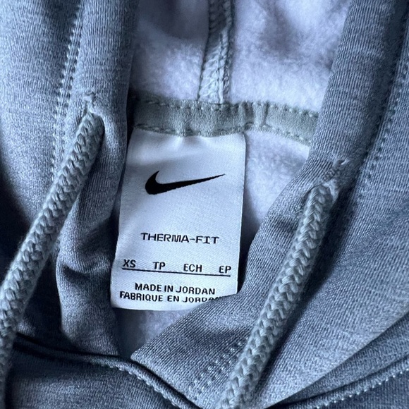 Women’s XS (Oversized) Nike Gray Pullover Hoodie - Picture 2 of 6